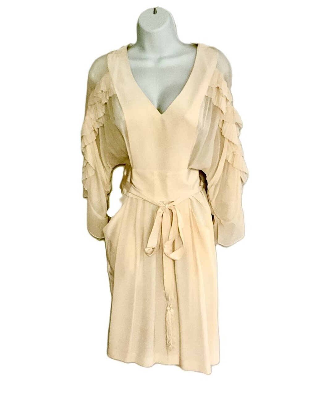 BCBG MAXAZRIA 100% Silk Gardenia Dress Tassel Waist Flutter Sleeve Size 10